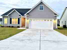 featured image of 720 Oleander Dr