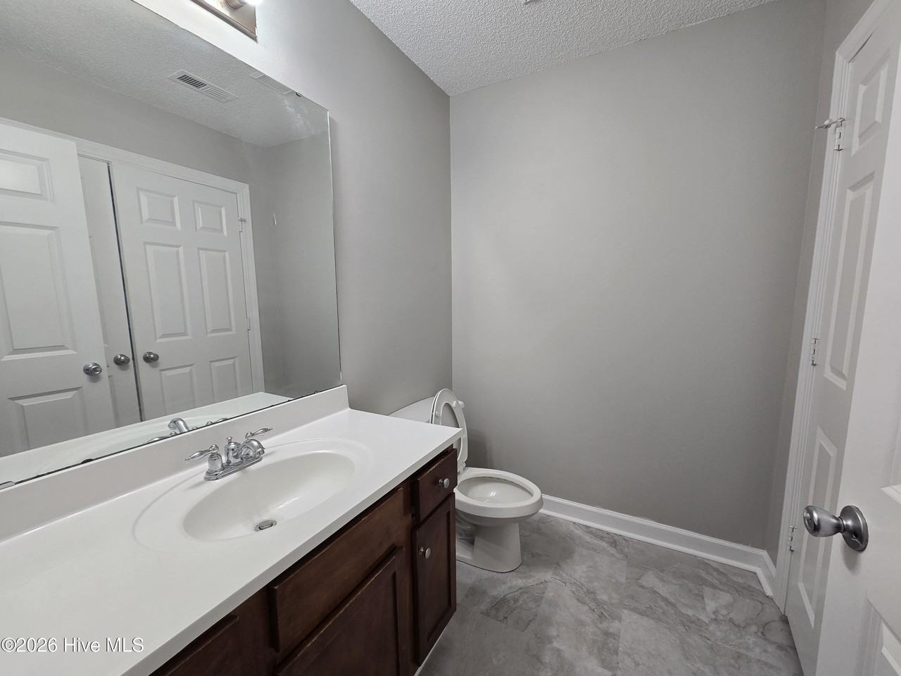 4135 Dudleys Grant Dr Apt E - Photo 4 of 19