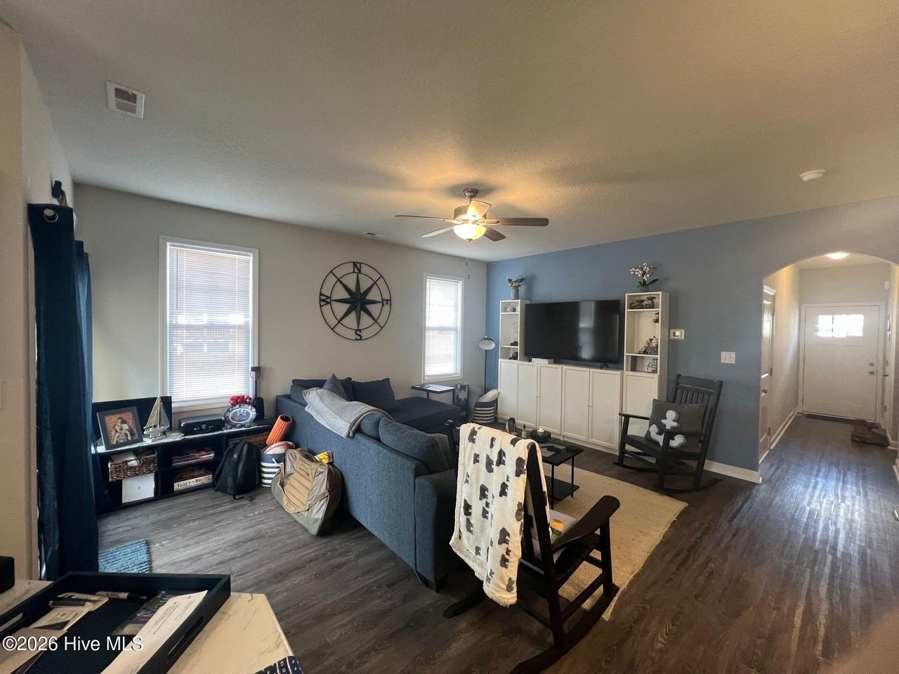 208 Shallowbag Bay Ln - Photo 2 of 23