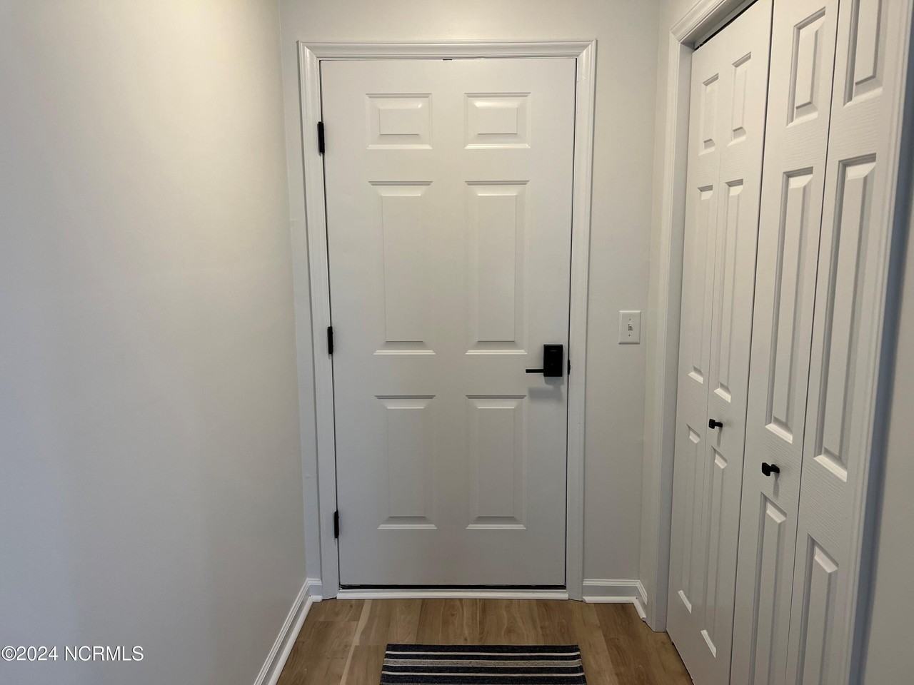 1620 Goley Hewett Rd Se Unit 105 - Photo 3 of 44