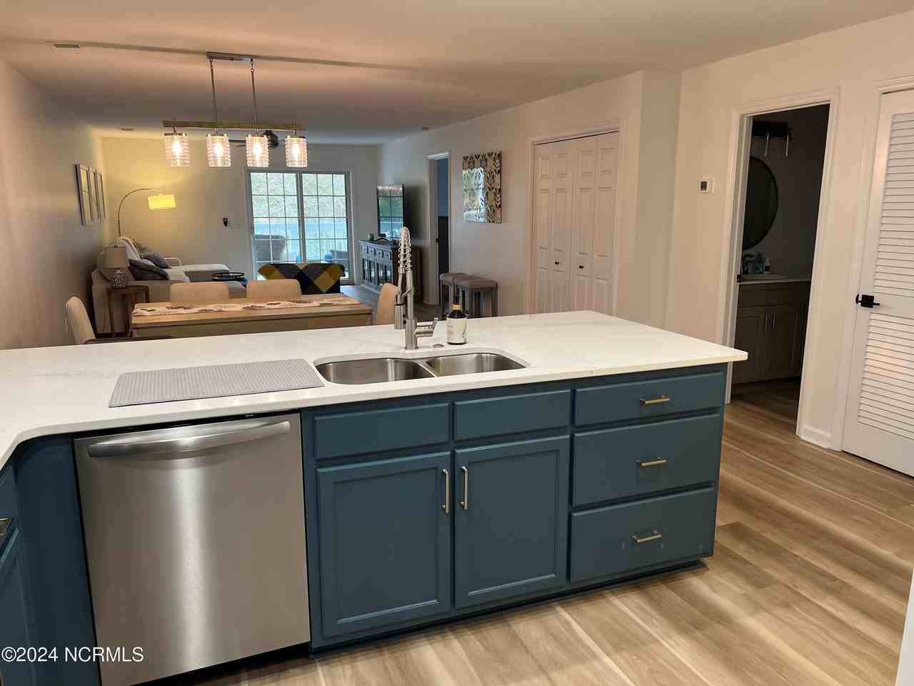 1620 Goley Hewett Rd Se Unit 105 - Photo 7 of 44