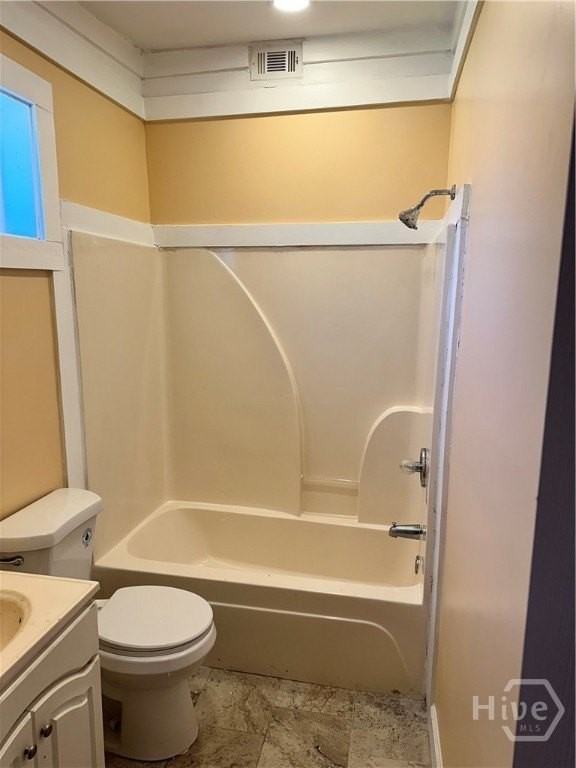 911 Crosby St - Photo 5 of 10