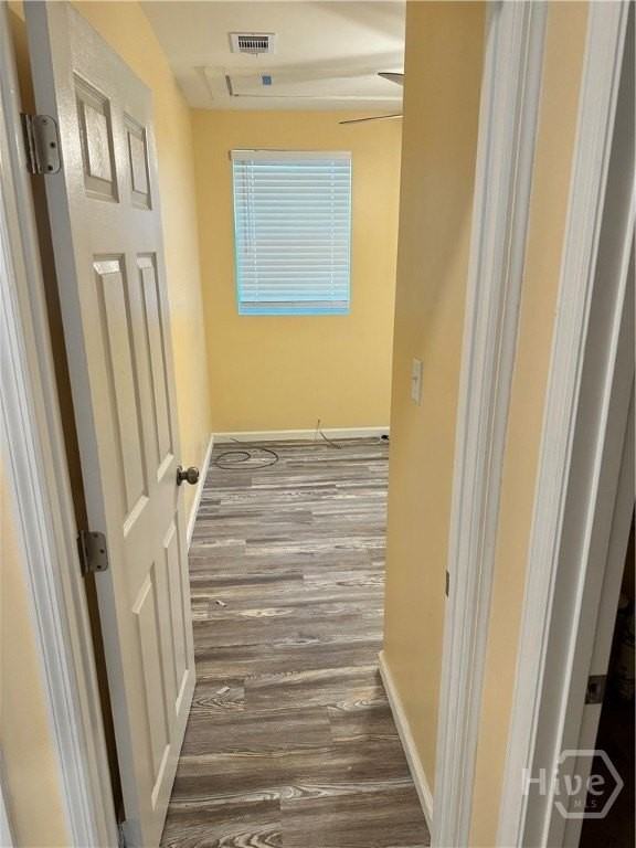 911 Crosby St - Photo 6 of 10