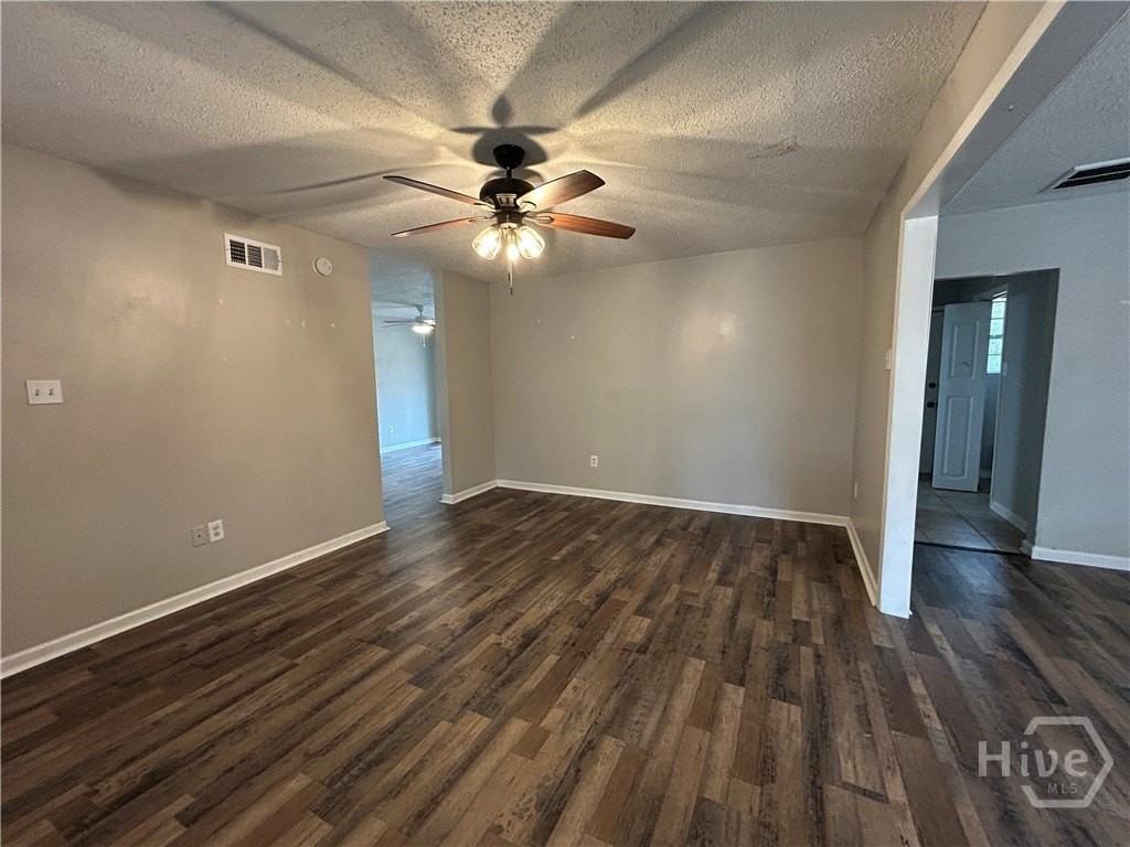 321 Sharondale Rd - Photo 3 of 27