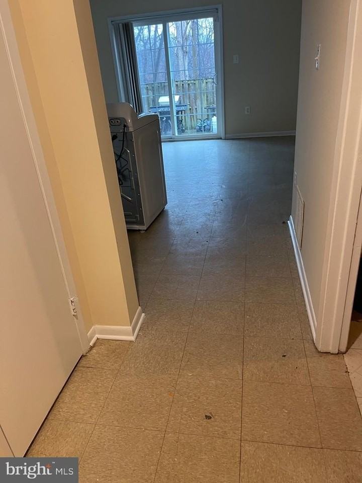 11905 Old Columbia Pike - Photo 7 of 36