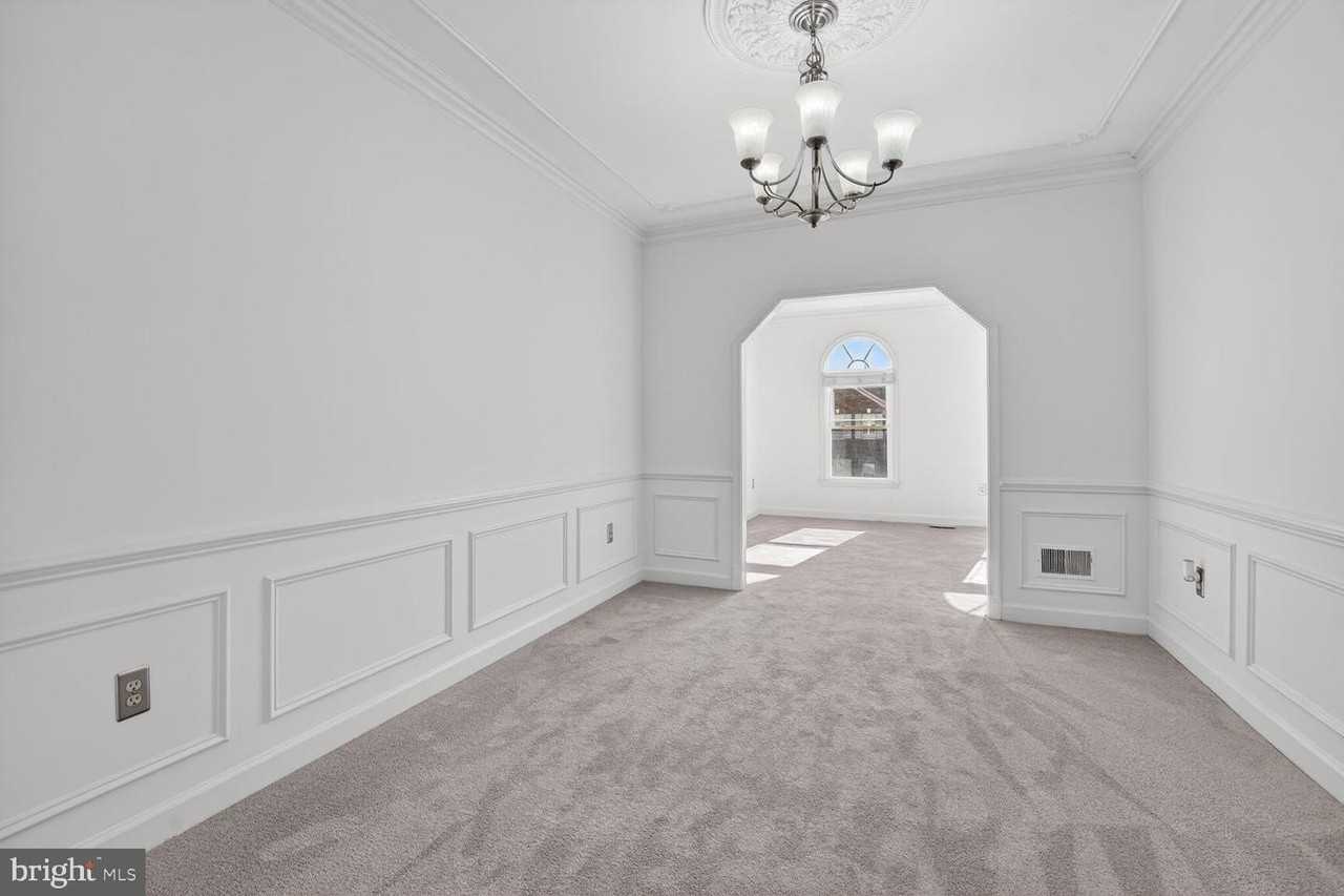 5974 Wescott Hills Way - Photo 7 of 46