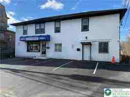 featured image of 214 W Main St Unit 1