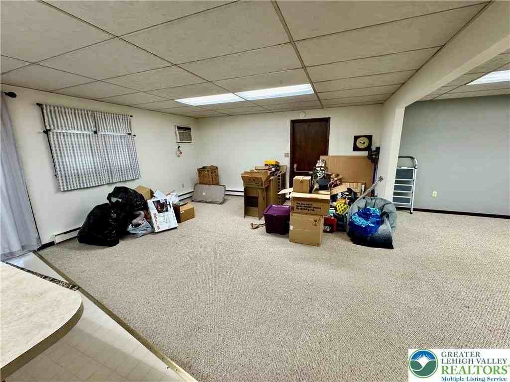 1121 Pohopoco Dr - Photo 3 of 8