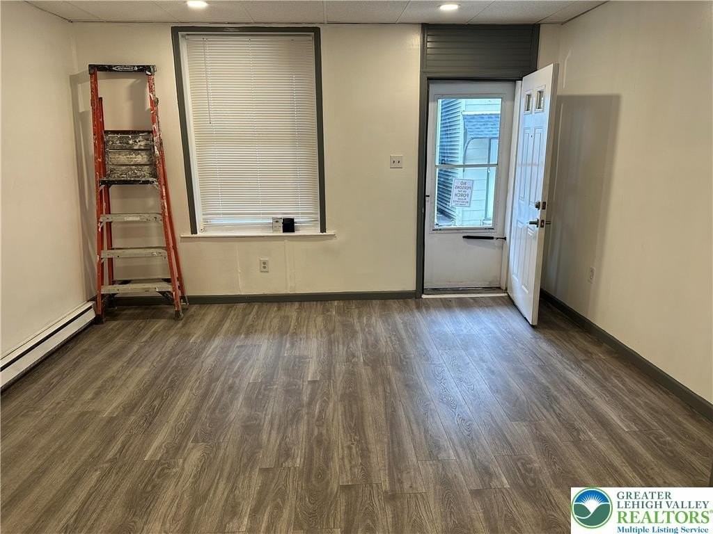 324 N Fountain St - Photo 2 of 14