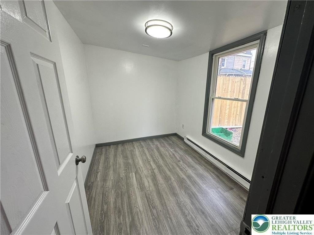 324 N Fountain St - Photo 6 of 14