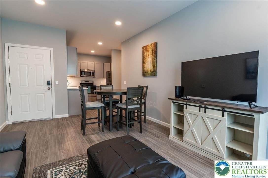 948 N Front St Unit C-2 - Photo 3 of 18