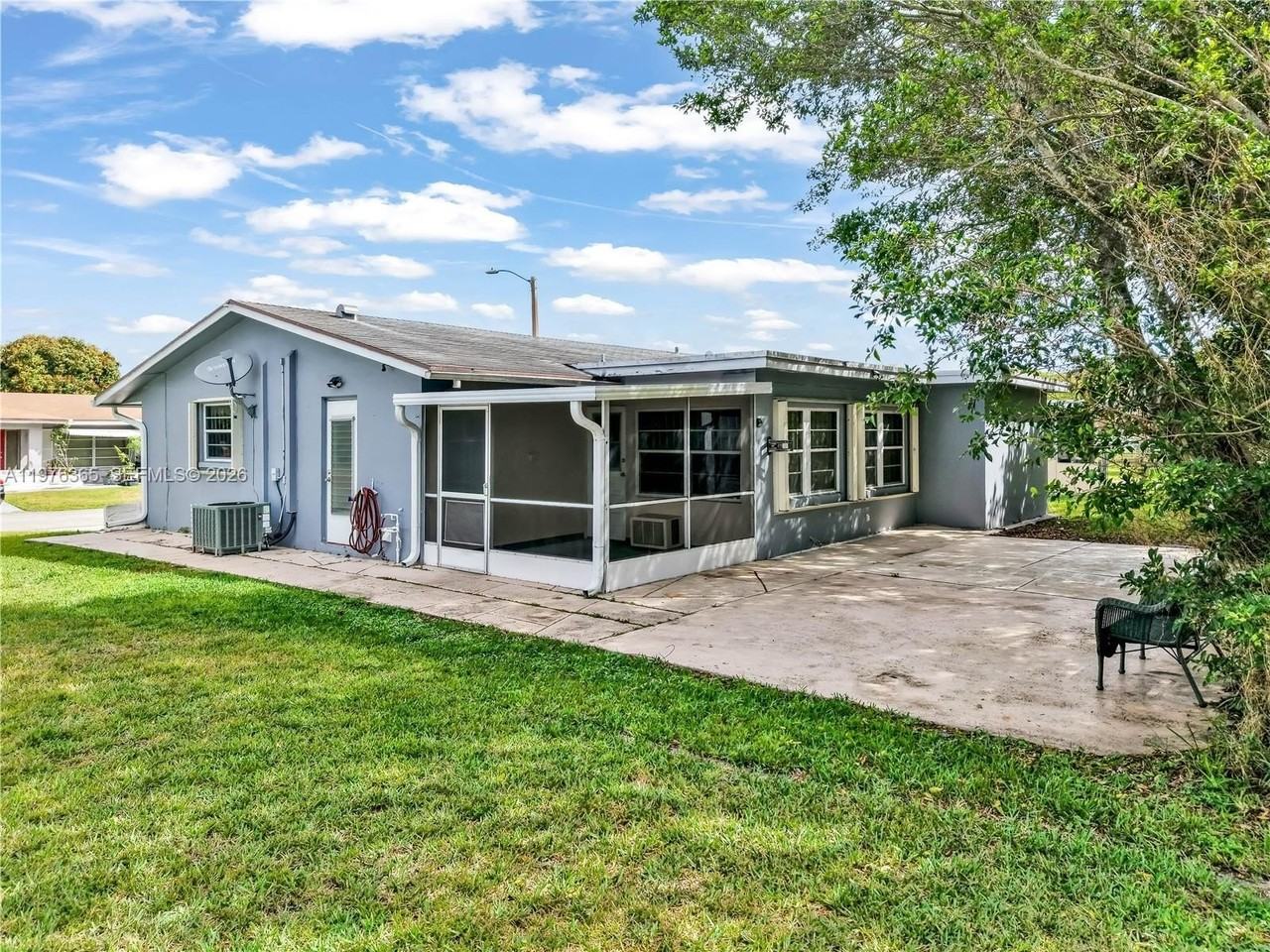 5102 Nw 53rd St #5102 - Photo 2 of 29