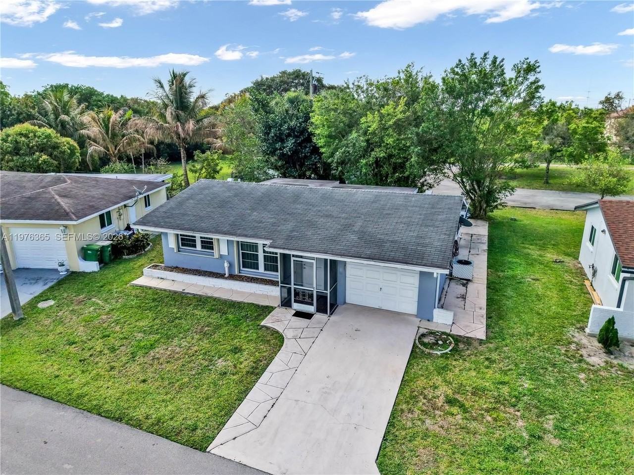 5102 Nw 53rd St #5102 - Photo 5 of 29