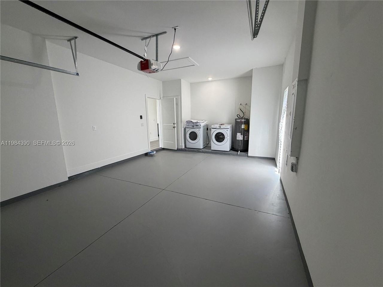 723 Ivan Ave S #723 - Photo 7 of 30