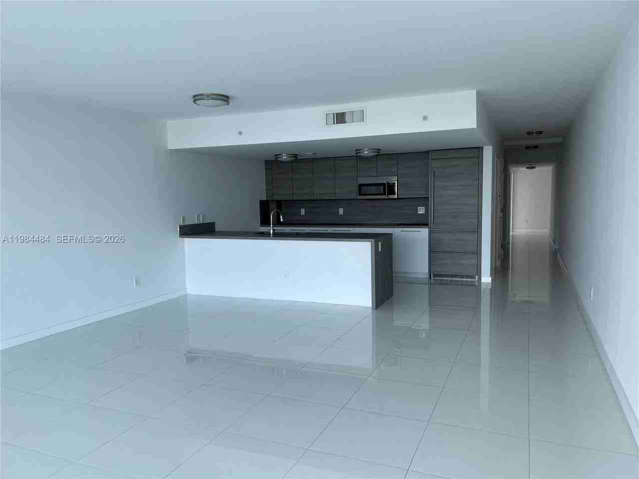 400 Sunny Isles Blvd #1105 - Photo 6 of 41