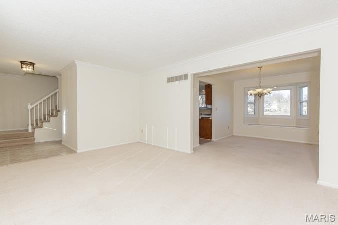 77 Atwater Dr - Photo 6 of 38