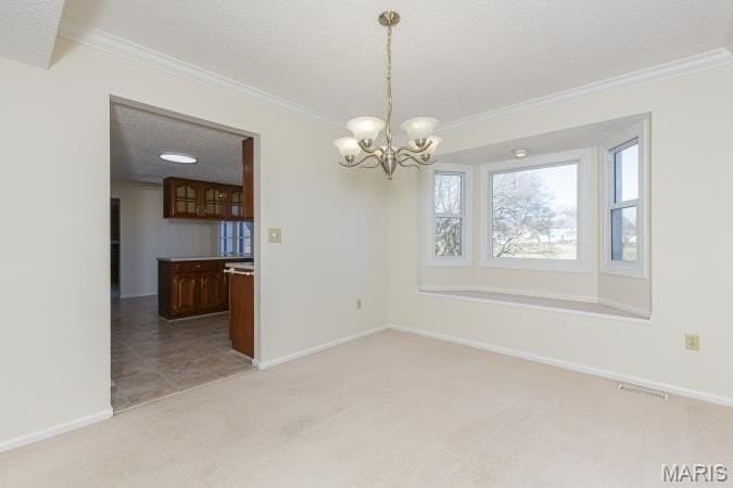 77 Atwater Dr - Photo 7 of 38