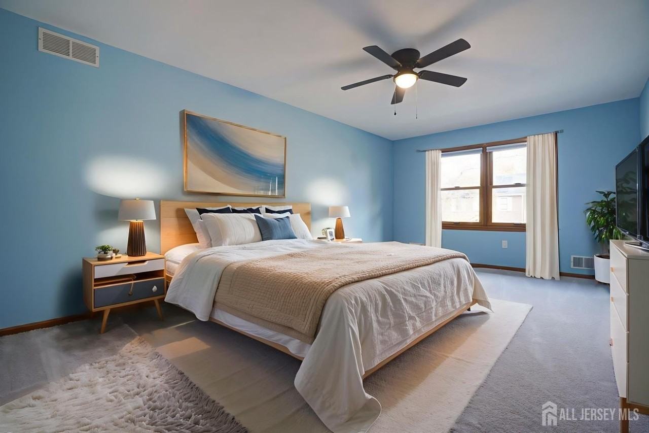 11 Lenox St - Photo 3 of 33