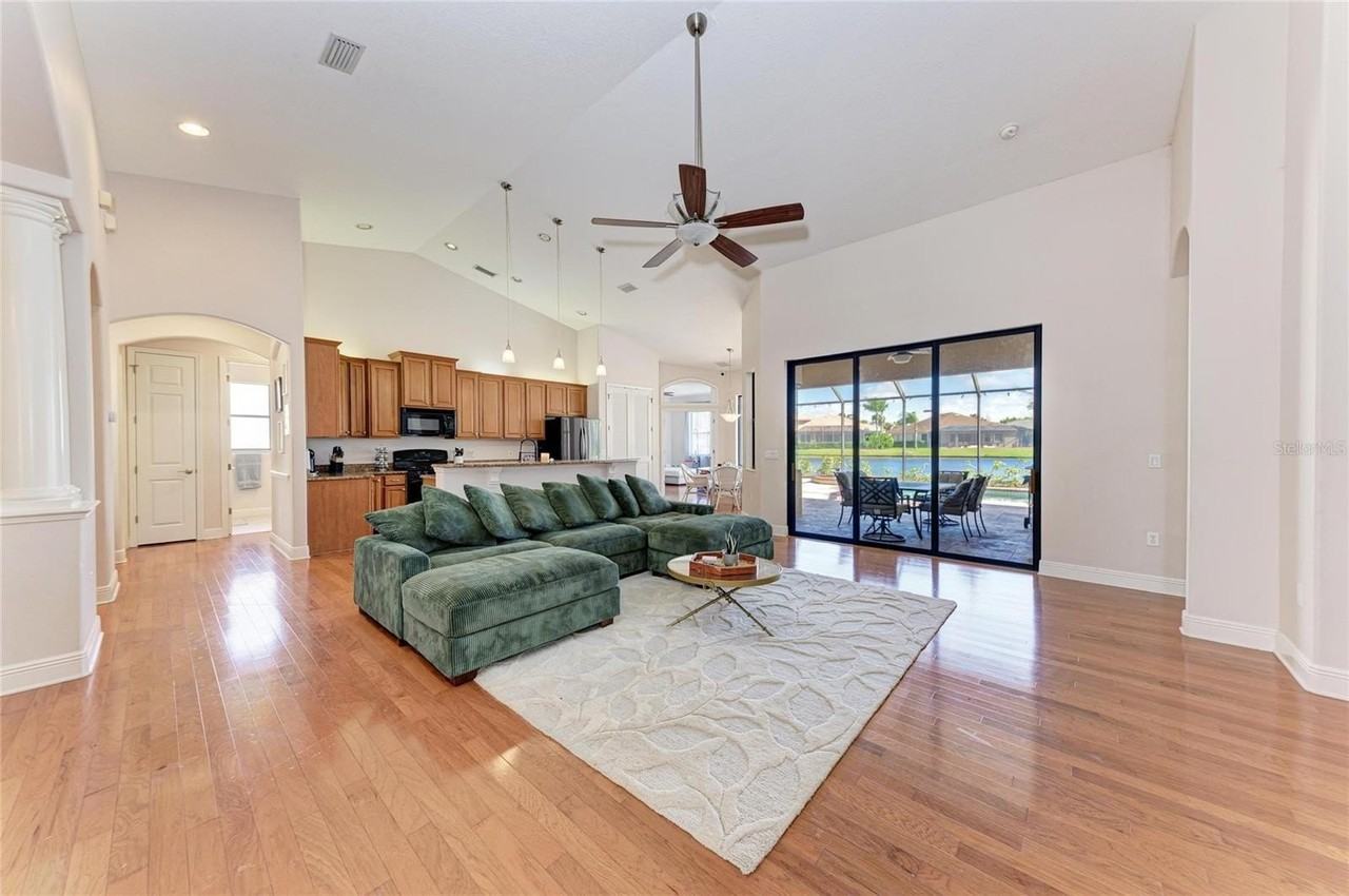 14325 Sundial Pl - Photo 5 of 46