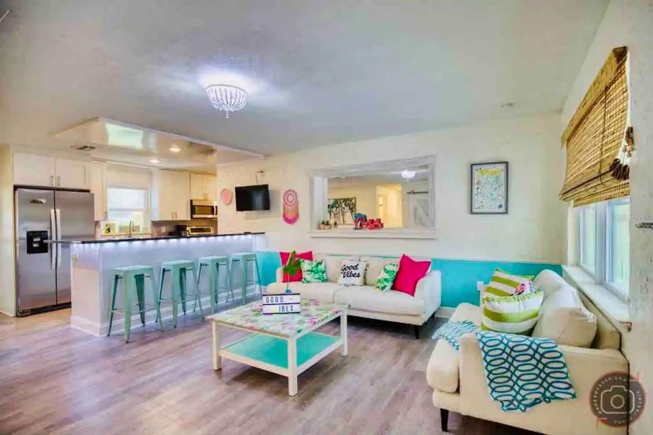 4929 Brookmeade Dr - Photo 2 of 10