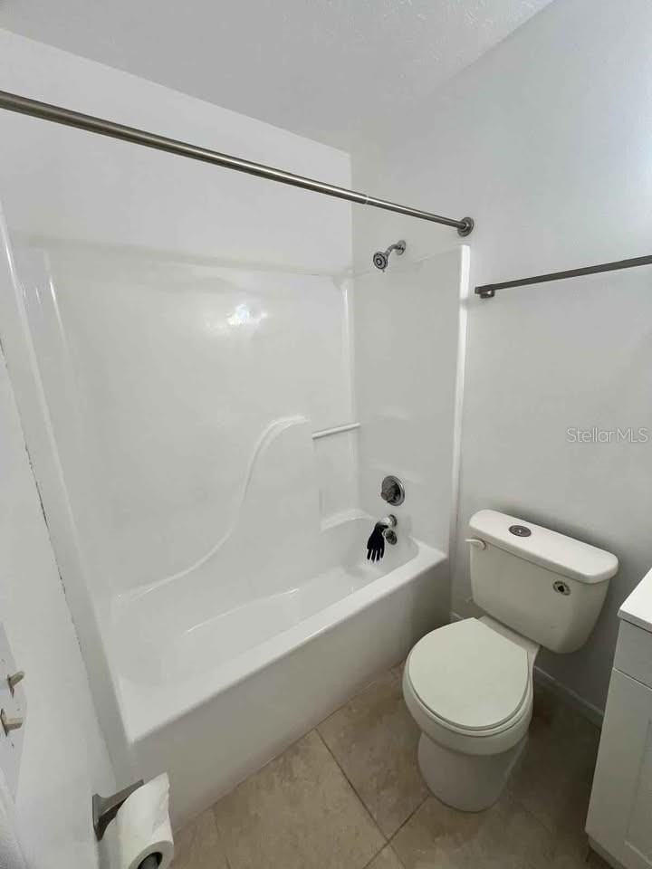 211 S 20th St - Photo 7 of 8