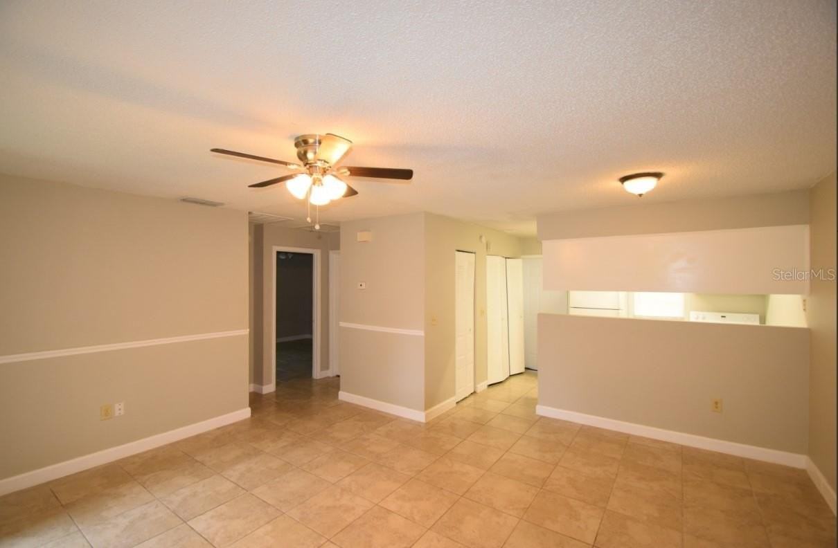 885 Schoolhouse Rd #885 - Photo 4 of 17