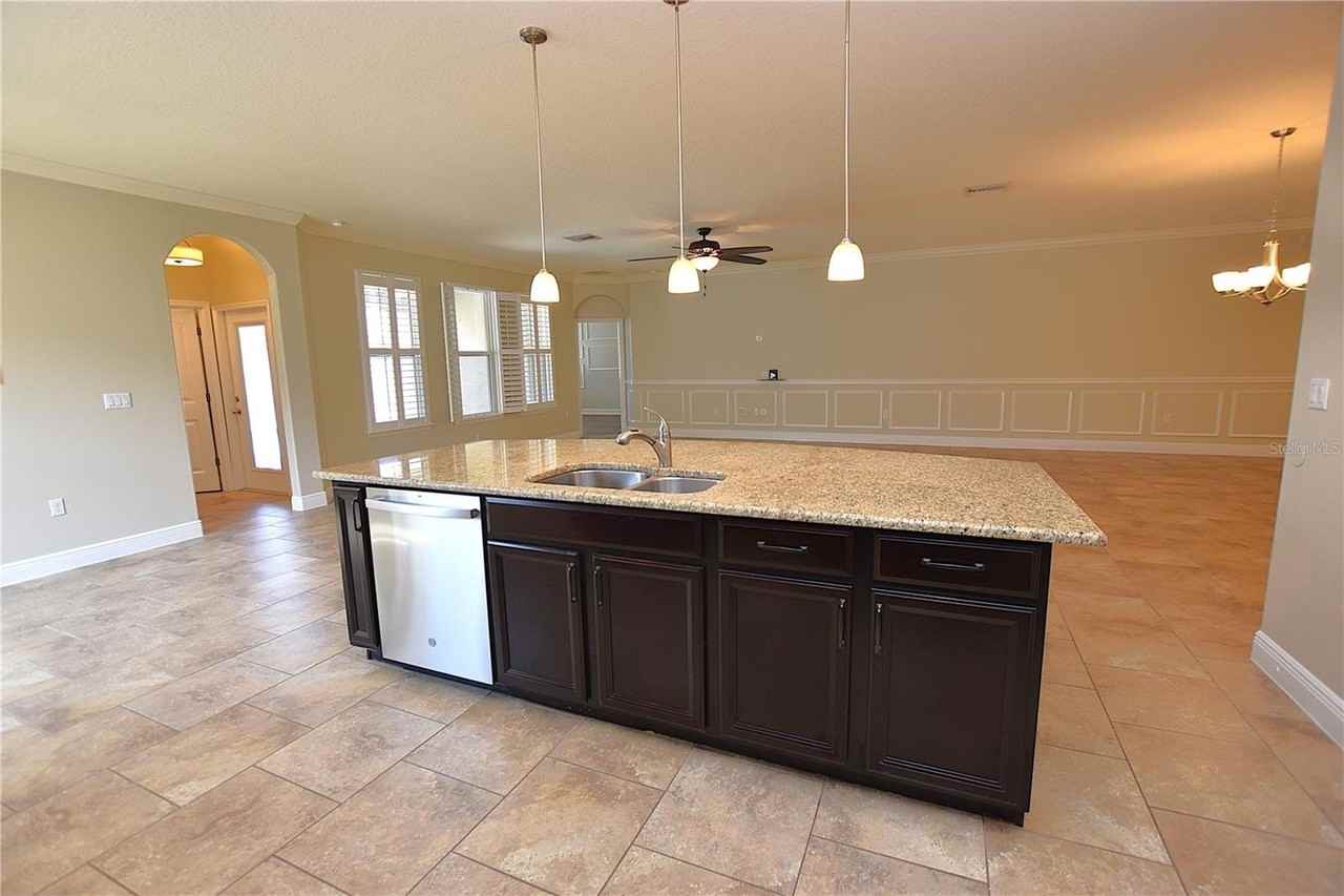 1977 Wind Meadows Dr - Photo 7 of 50