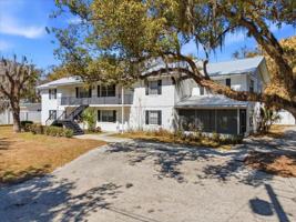 featured image of 740 E Pearl St #E