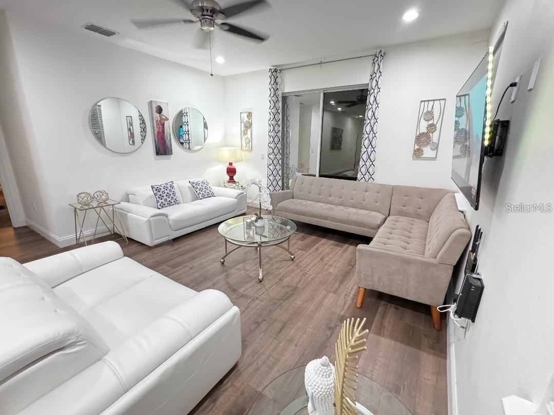 821 Land Ave - Photo 2 of 27