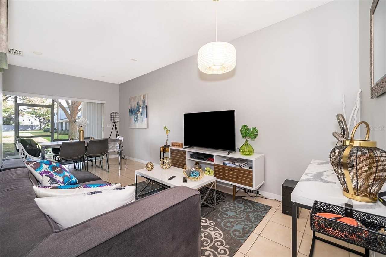 9377 Jasmine Flower Ln #9377 - Photo 6 of 34