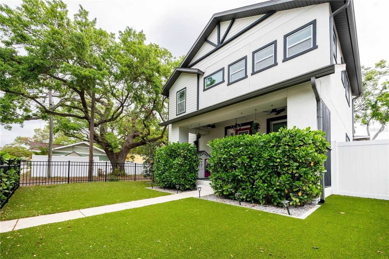 350 28th St S - Photo 7 of 50