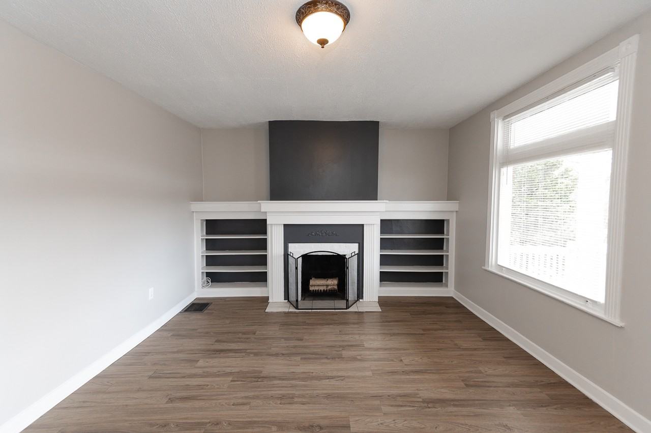 223 E Pennview St #1 - Photo 7 of 35