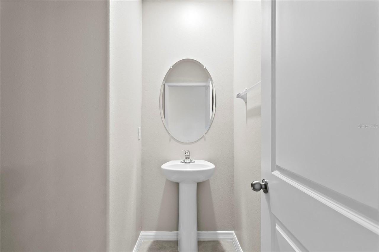 7109 Paradise Island Ct - Photo 7 of 50