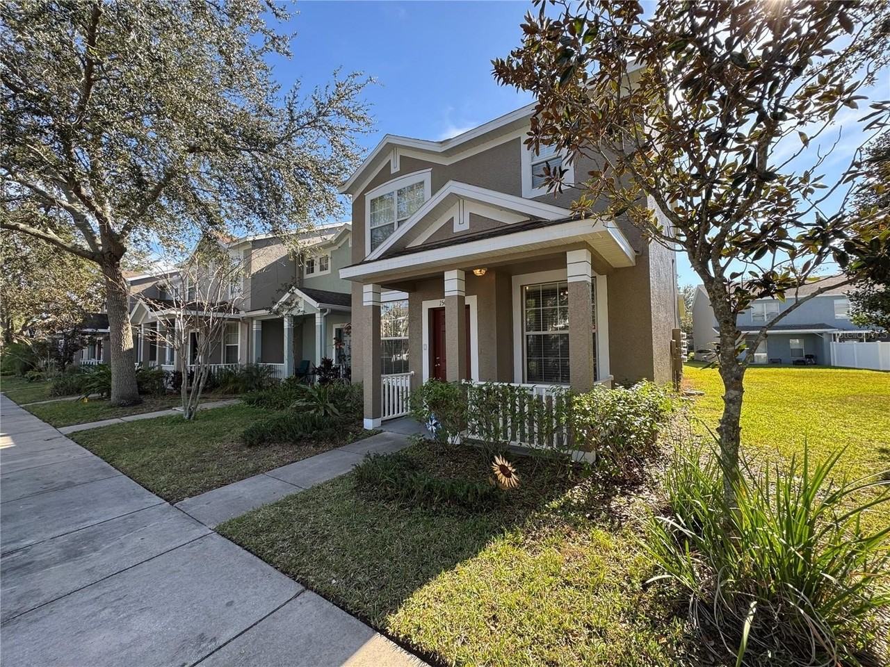 1561 Blue Magnolia Rd - Photo 4 of 31