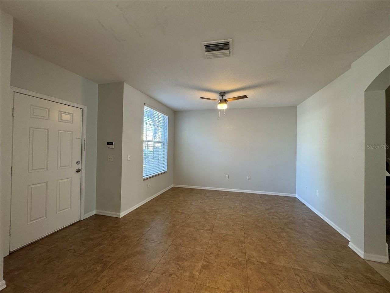 1561 Blue Magnolia Rd - Photo 6 of 31