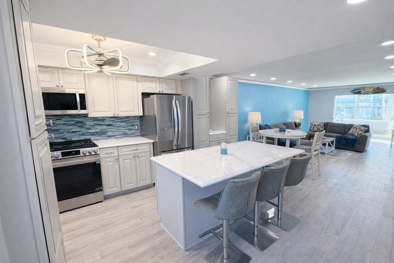 5575 Gulf Blvd #124 - Photo 2 of 28