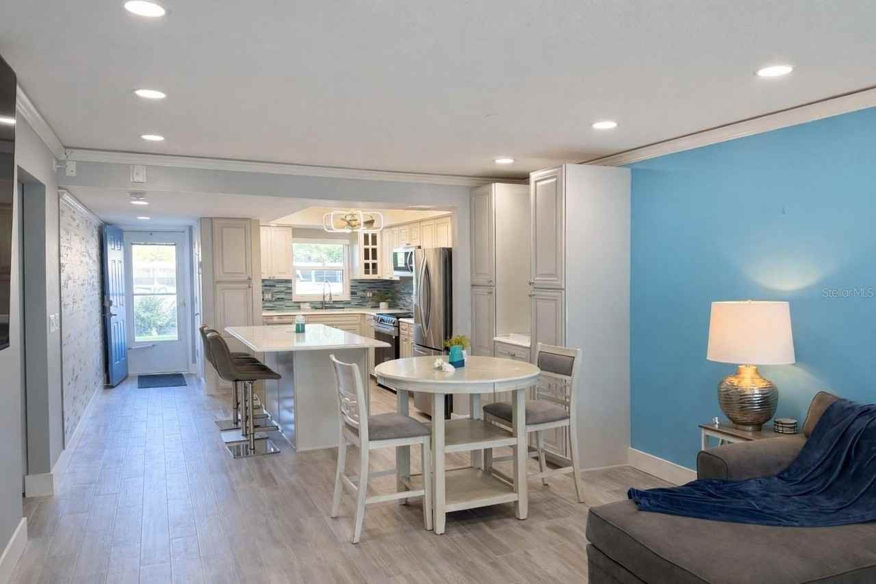 5575 Gulf Blvd #124 - Photo 4 of 28