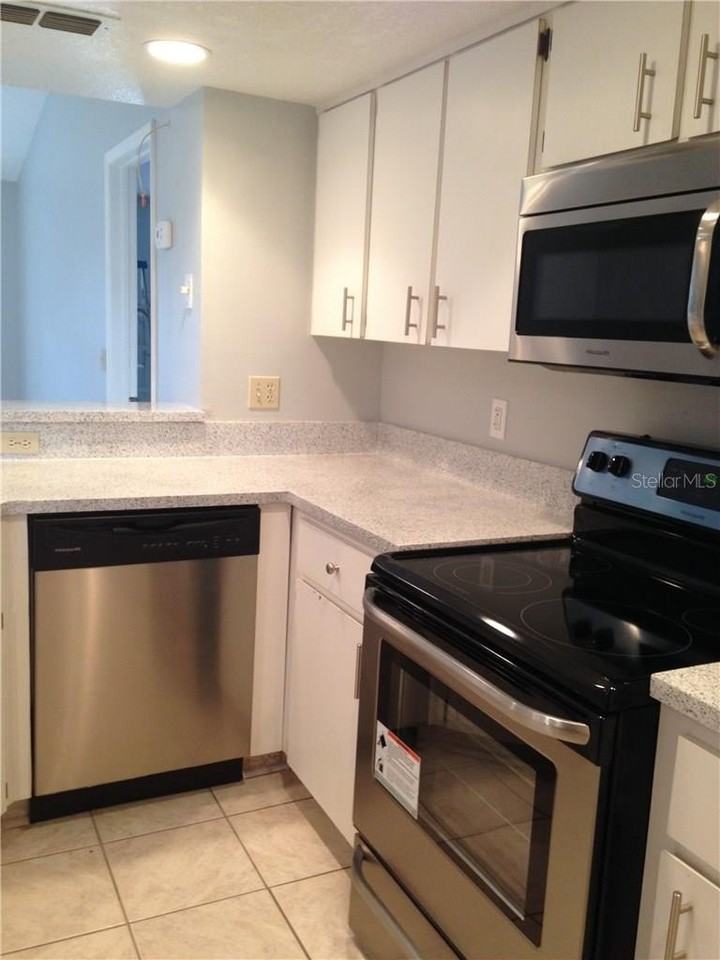 1927 Cheney Ct - Photo 7 of 21