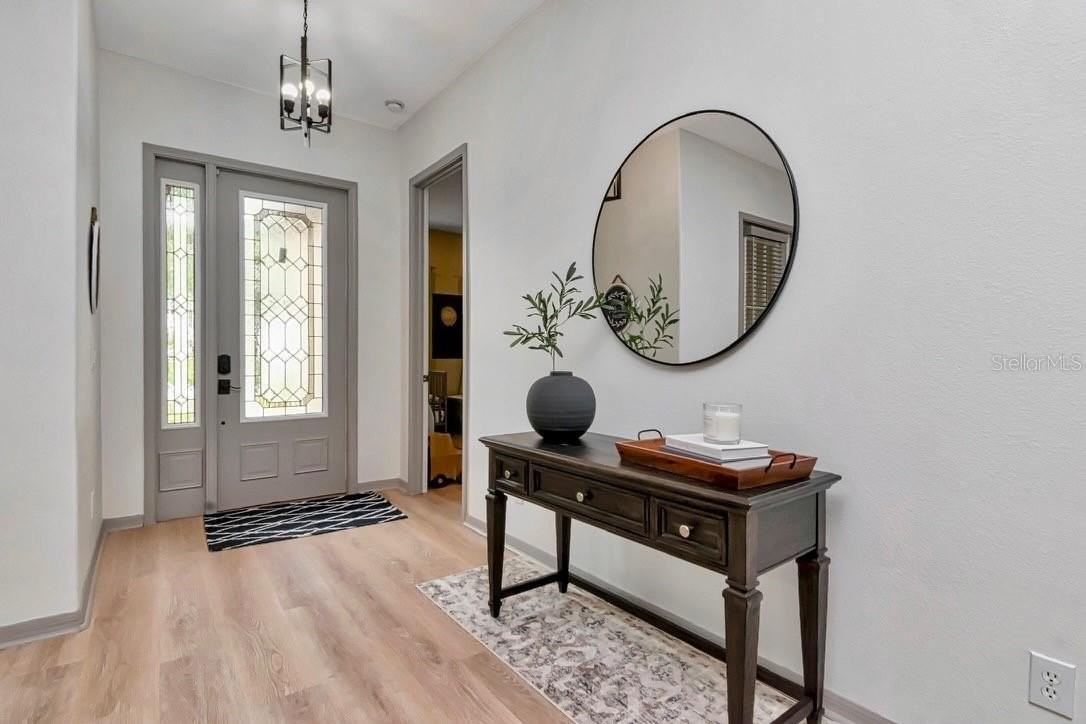 20110 Pond Spring Way - Photo 4 of 38