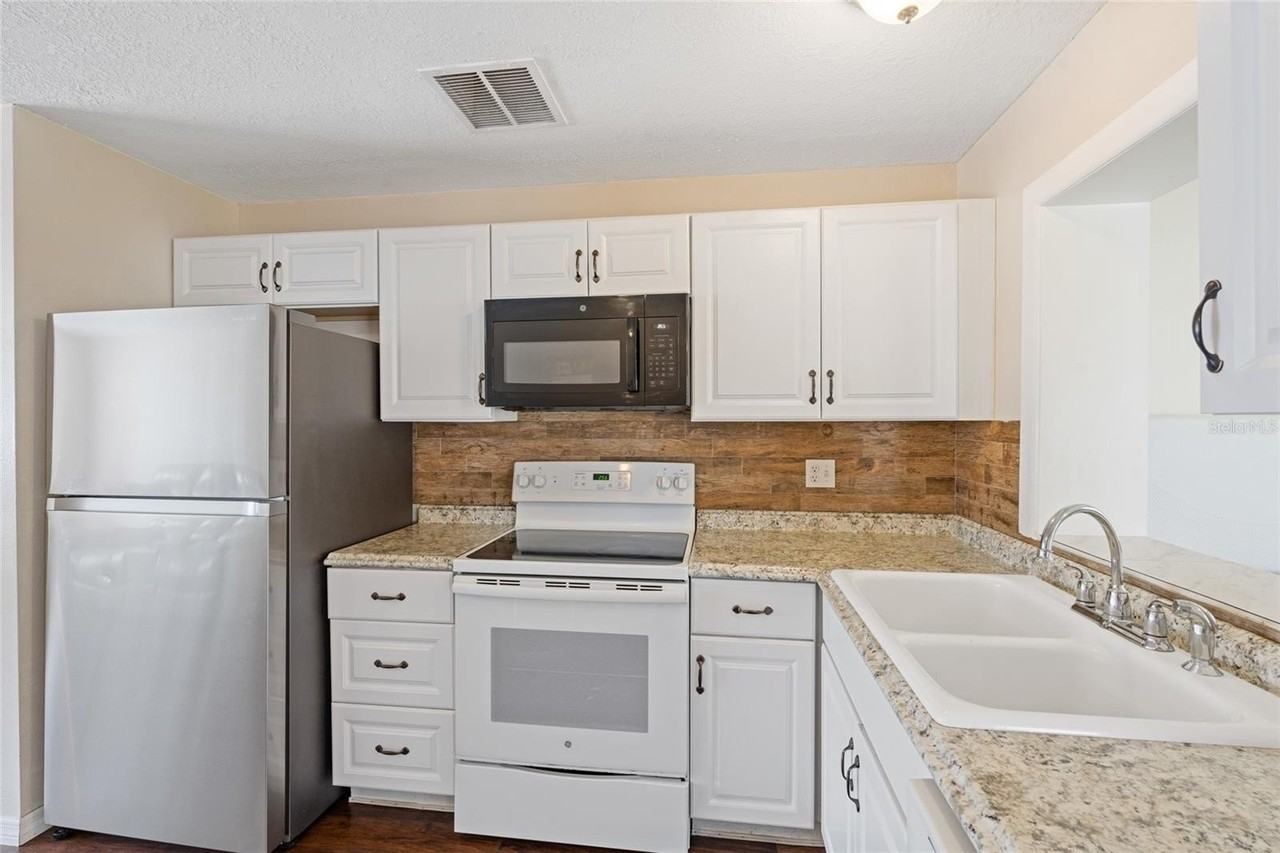 7651 Montague Loop - Photo 2 of 26