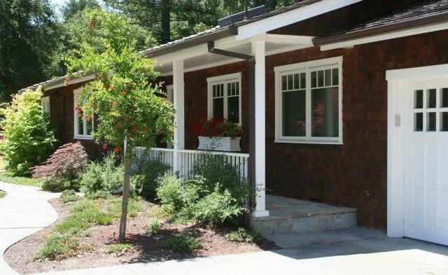 15 Martin Ln - Photo 3 of 31