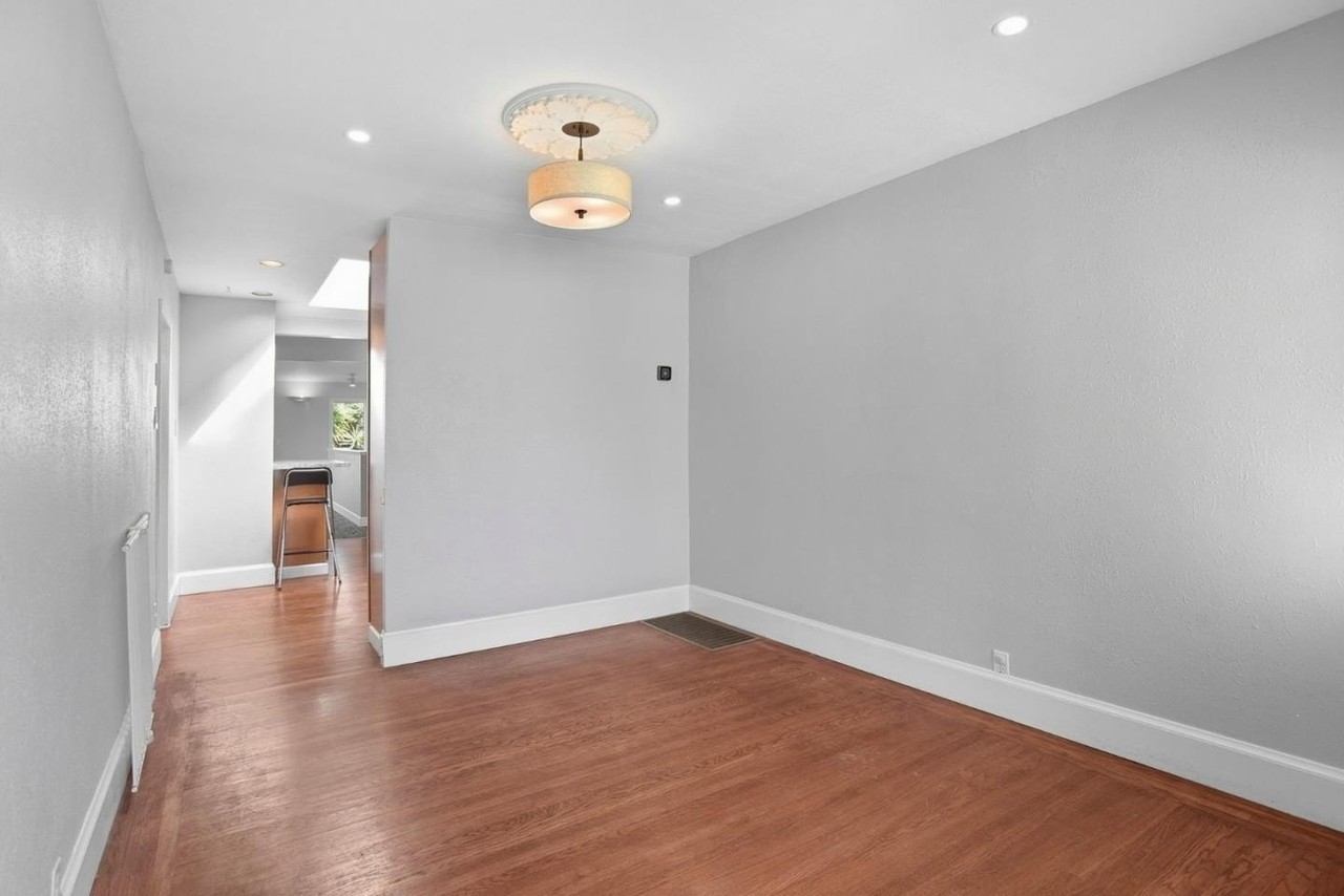 120 Linden Ave - Photo 4 of 32