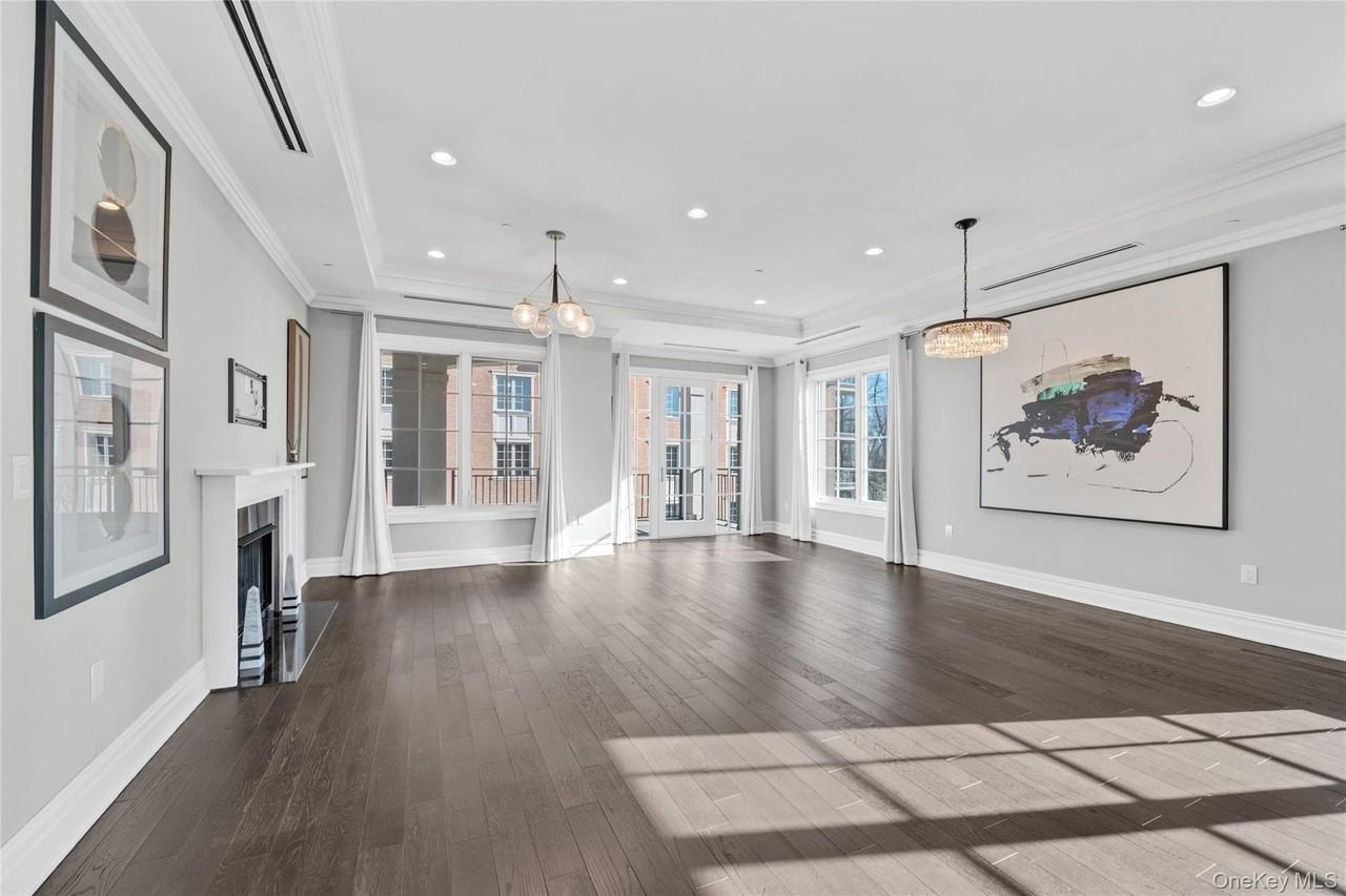 5000 Royal Ct Unit 5114 - Photo 5 of 35