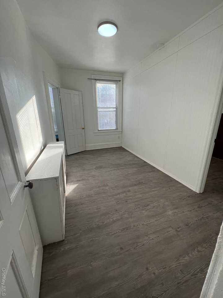 24 S Eckar St - Photo 4 of 18