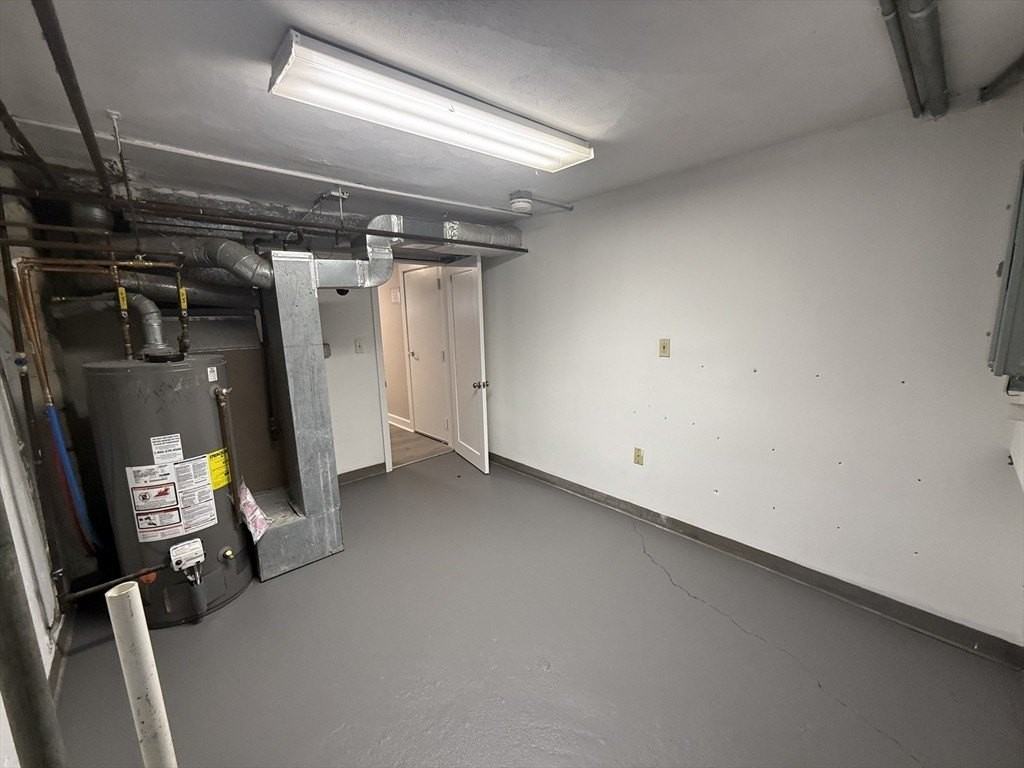 7 Silvia Ct Unit 7 - Photo 4 of 32