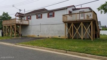 featured image of 702 Edmunds Ave