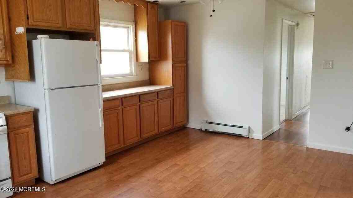 702 Edmunds Ave - Photo 3 of 11