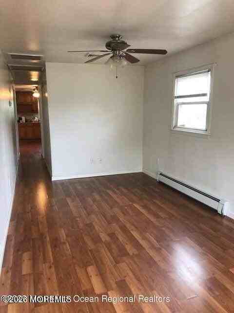 702 Edmunds Ave - Photo 6 of 11