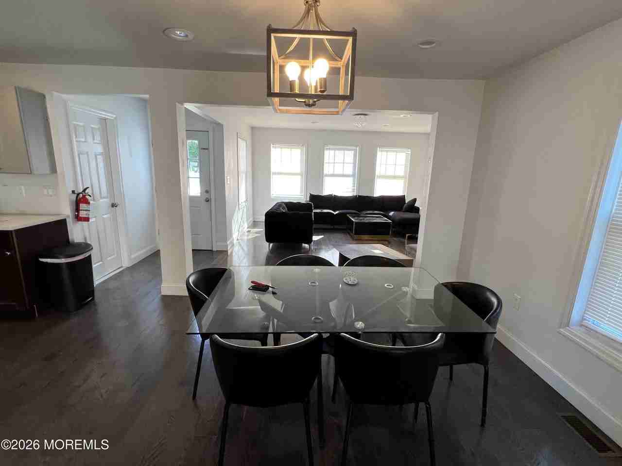 8 Ridge Rd - Photo 4 of 37