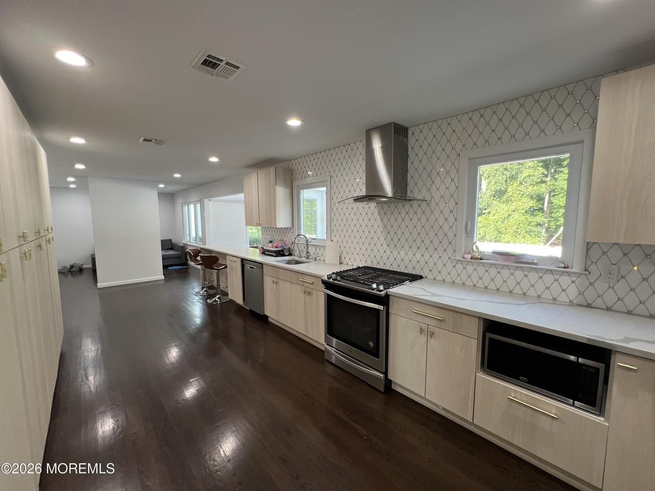 8 Ridge Rd - Photo 5 of 37